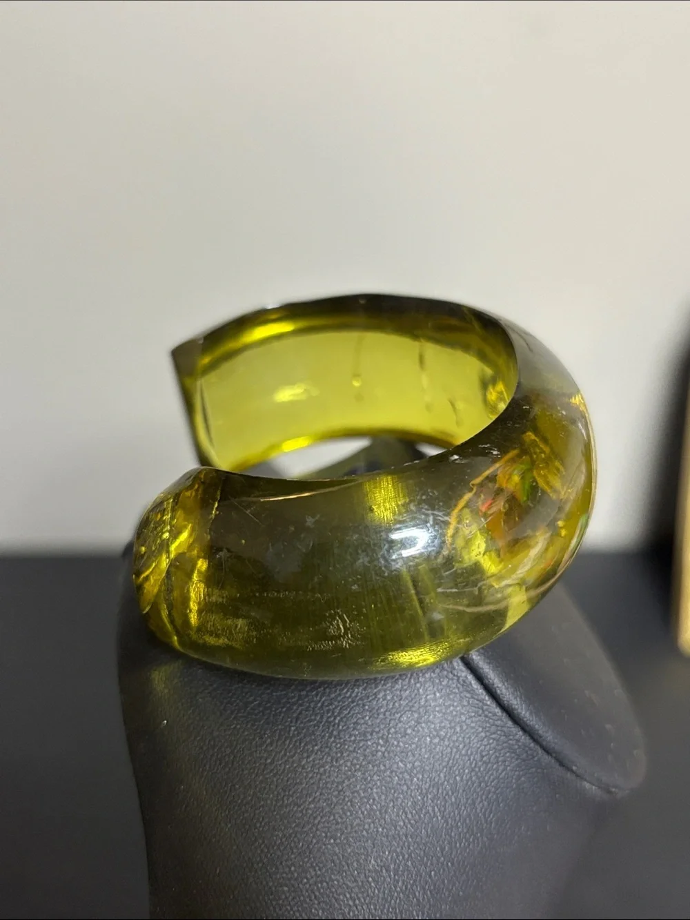 Y2K Retro Yellow Resin Cuff Bracelet - Women Jewelry
